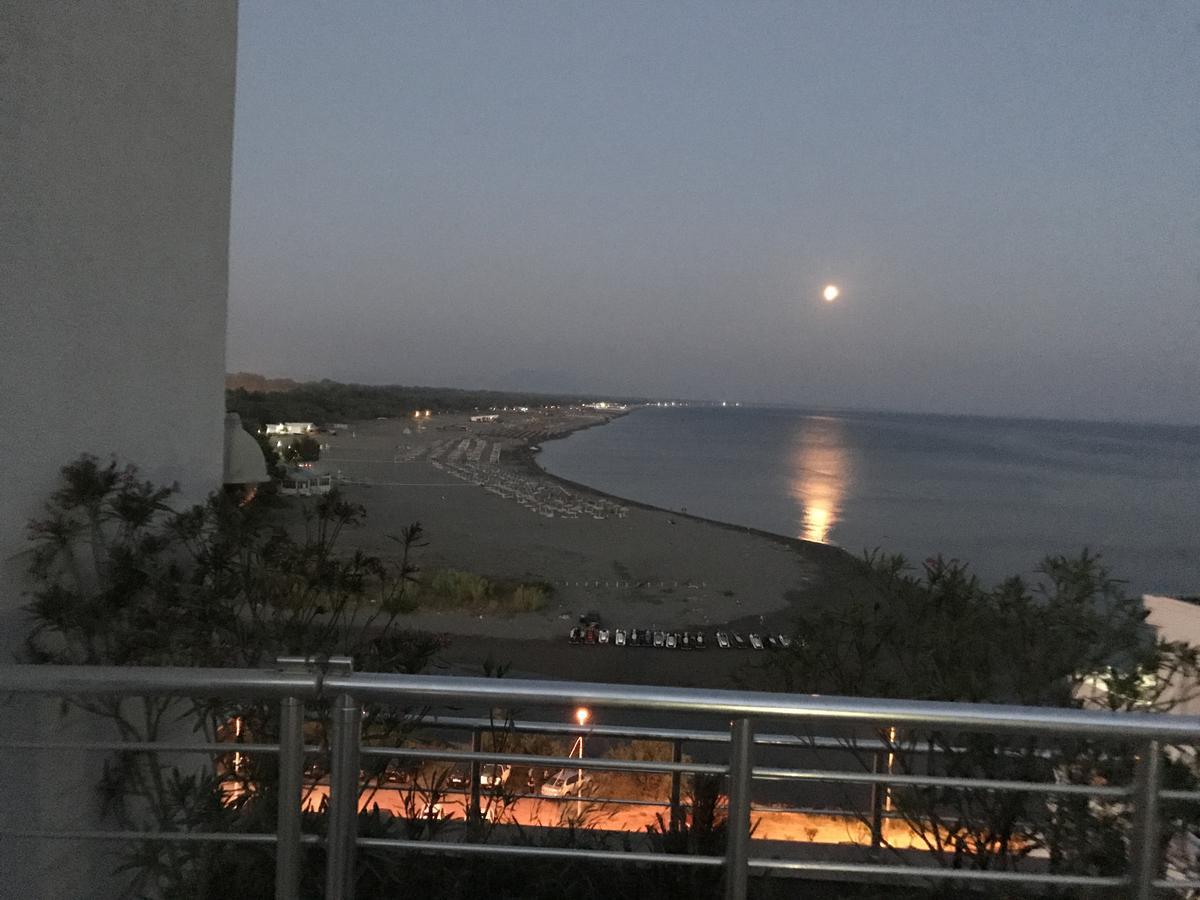 Hotel La Rosa Negra Ulcinj Exterior foto